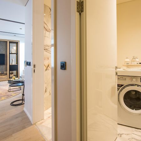 Westside Residences By Rotana Истанбул Екстериор снимка