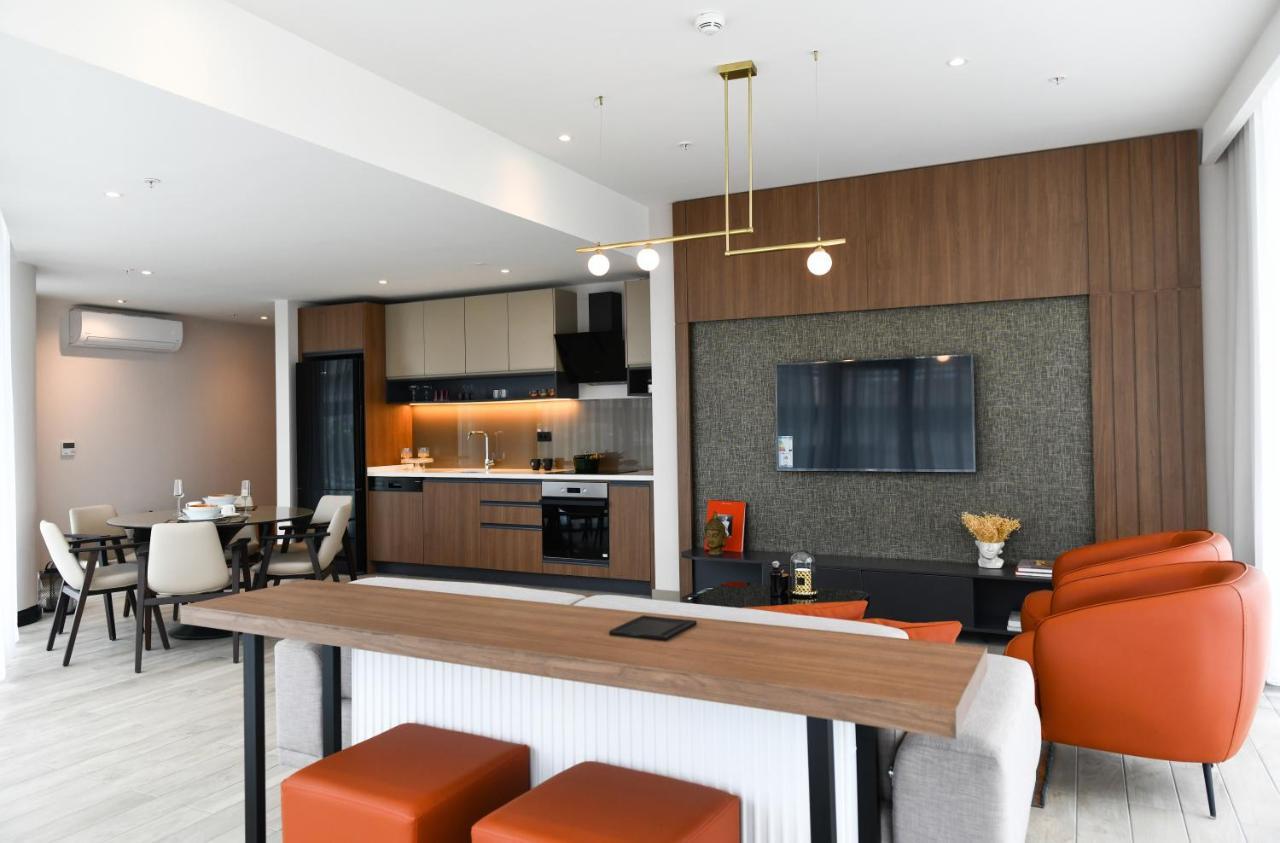 Westside Residences By Rotana Истанбул Екстериор снимка