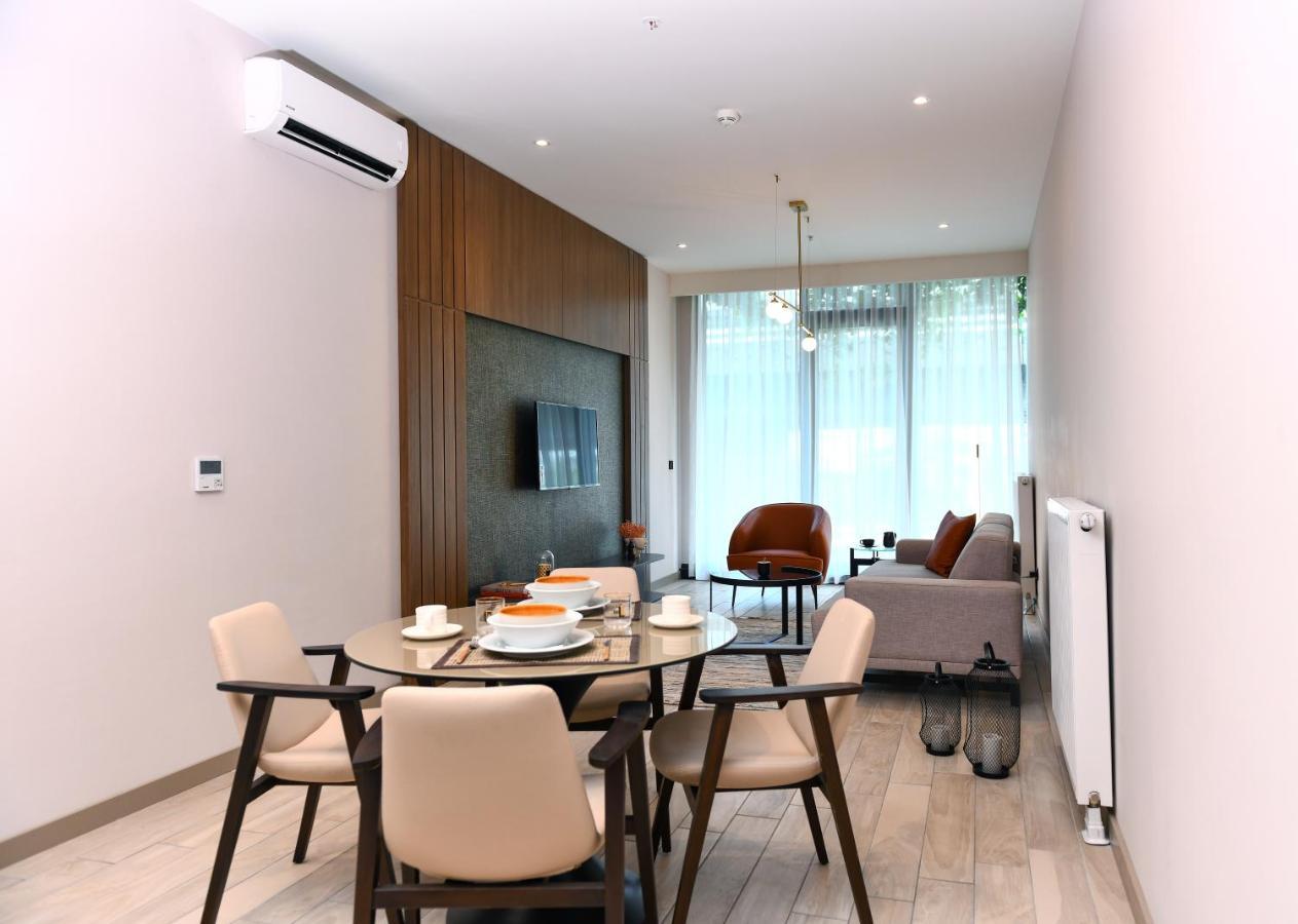 Westside Residences By Rotana Истанбул Екстериор снимка