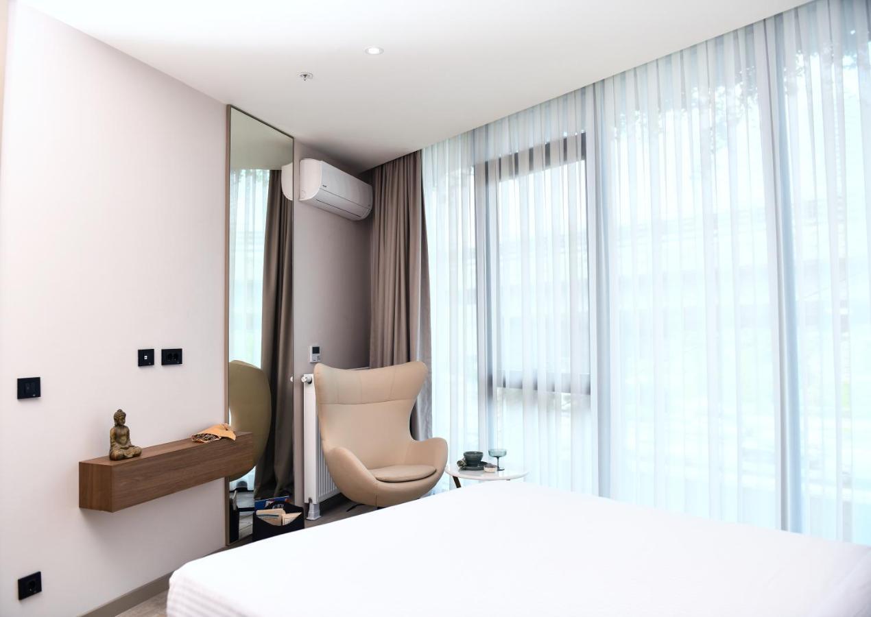 Westside Residences By Rotana Истанбул Екстериор снимка