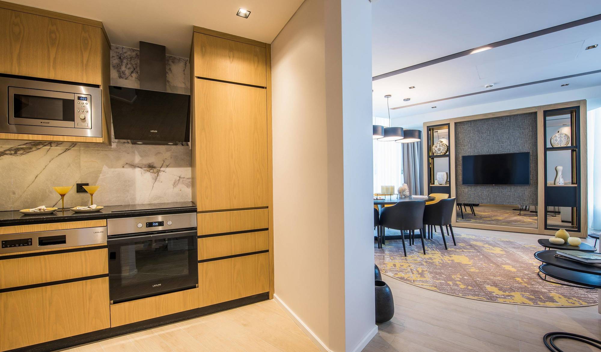 Westside Residences By Rotana Истанбул Екстериор снимка