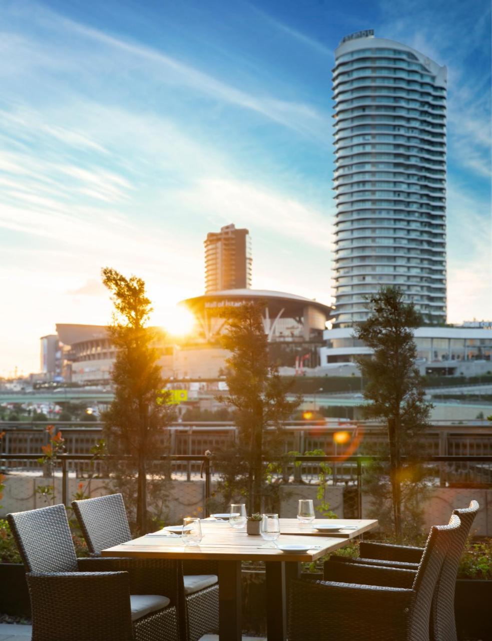 Westside Residences By Rotana Истанбул Екстериор снимка