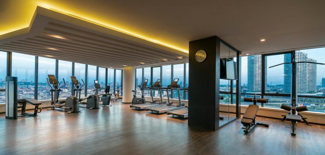 Westside Residences By Rotana Истанбул Екстериор снимка